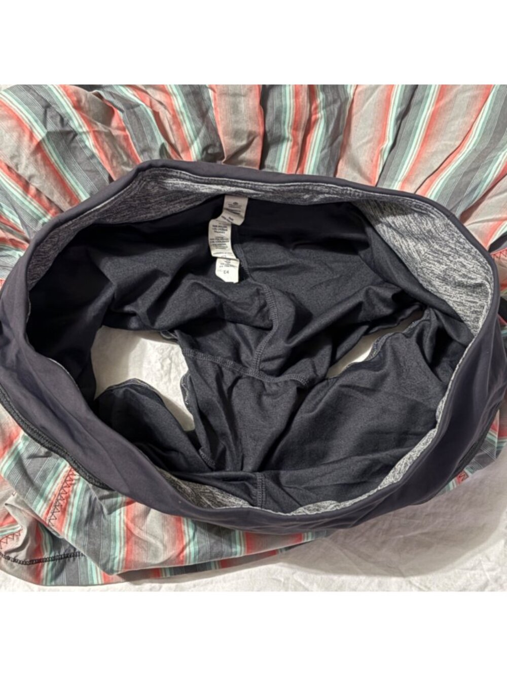 Like New Lululemon Run Reflection Skirt Ombre Stripe Coal Lined Shorts Size 10 - Picture 4 of 10
